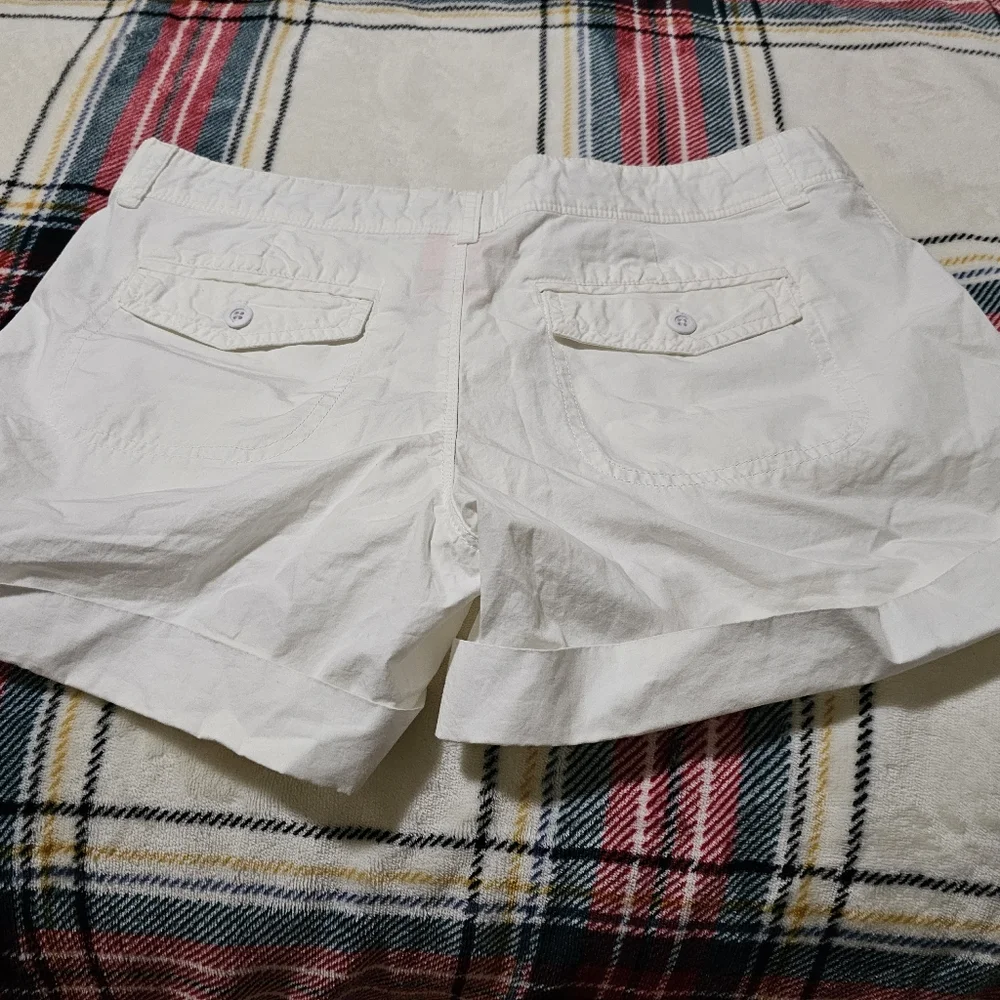 Womens White Nike shorts size 8 - Picture 6 of 6